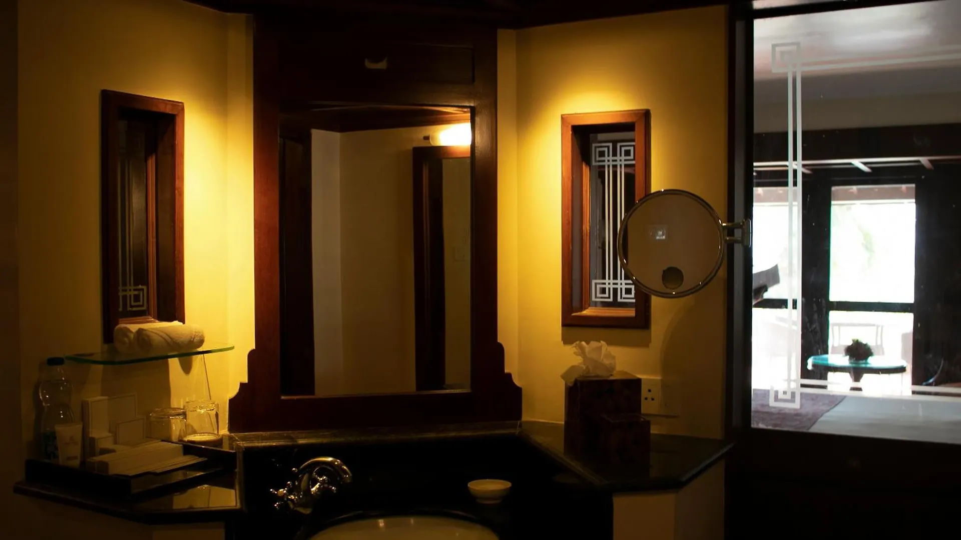 The Leela Kovalam, A Raviz Hotel Thiruvananthapuram 5*,