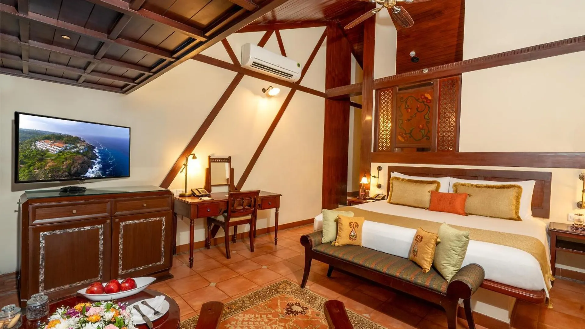 The Leela Kovalam, A Raviz Hotel Thiruvananthapuram 5*,  India